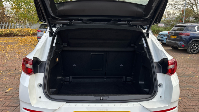 Vauxhall Grandland 1.2 Turbo Ultimate 5dr Auto Petrol Hatchback